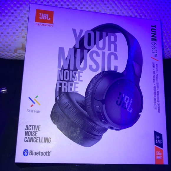 JBL TUNE660nc - Picture 2 of 3